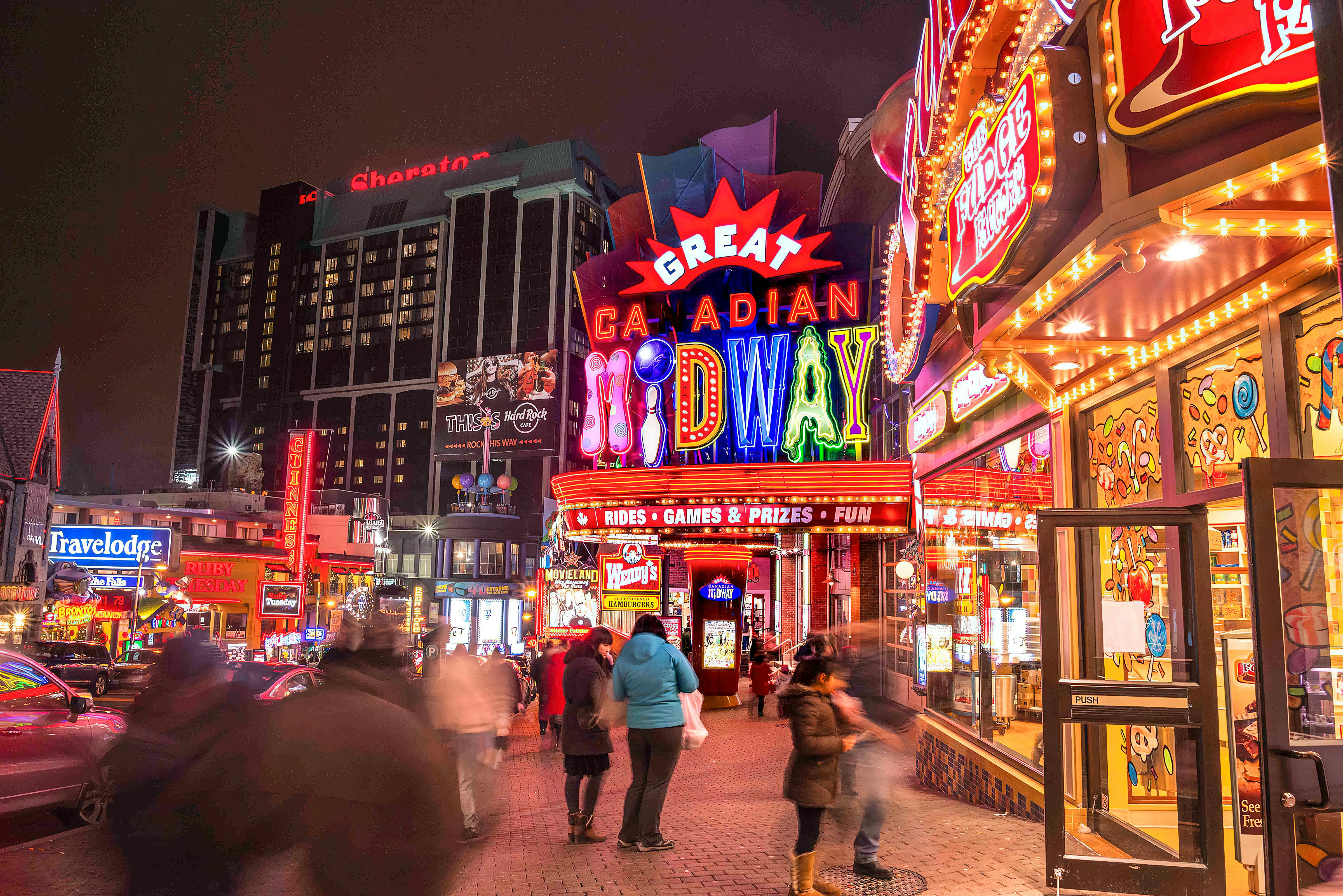 How Canadian Businesses Can Compete with Amazon